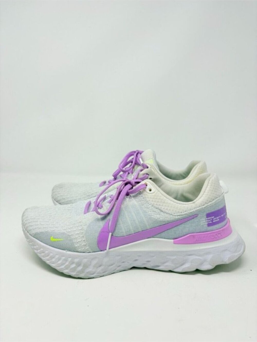 Nike React Infinity 3 Road Running Shoe Sneaker White Purple Size 9.5 - Picture 4 of 11